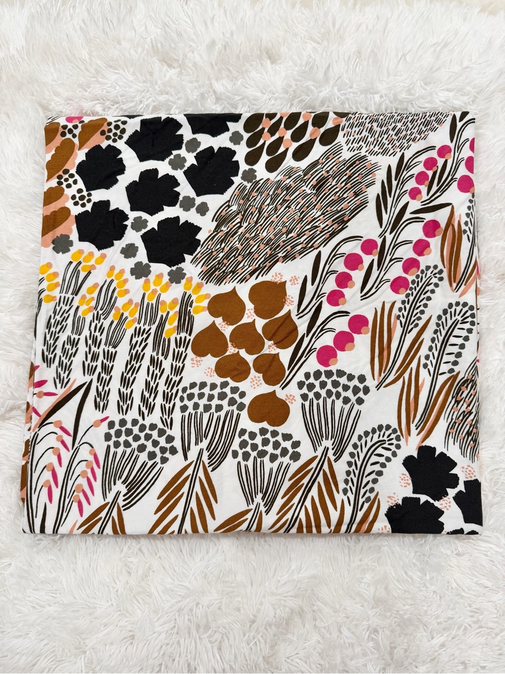 Marimekko Pieni Letto Floral Botanical Shower Curtain Scandinavian Modern - Picture 5 of 6